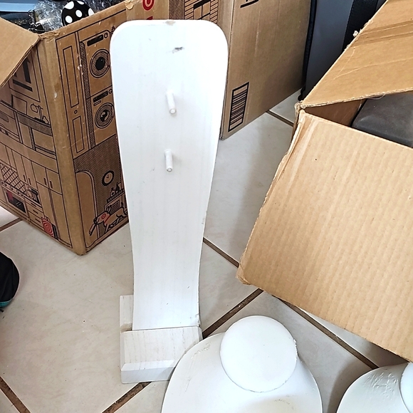 Jewelry Display Lot - Picture 7 of 7